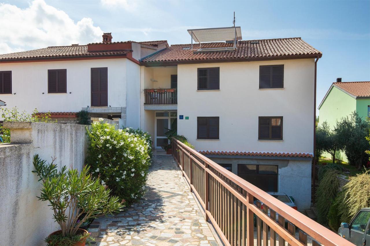 Apartman Piljan Пула Екстер'єр фото